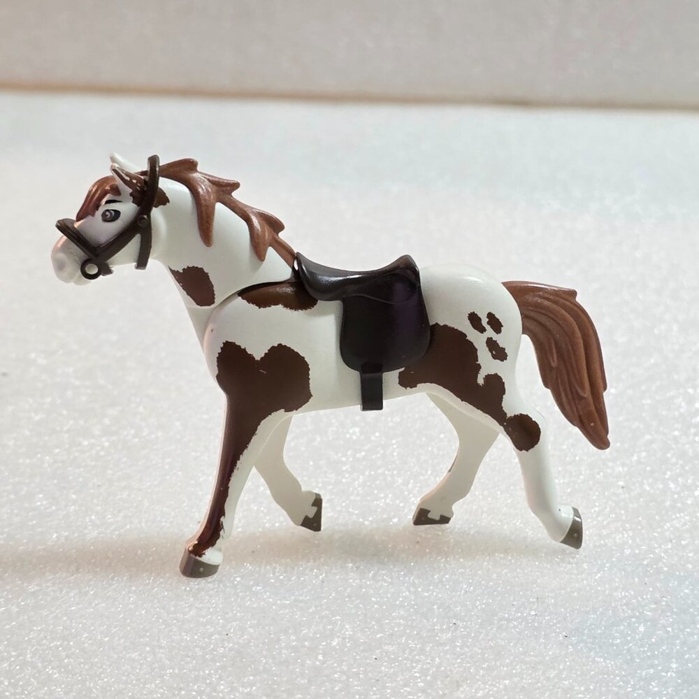 Playmobil Brown White Horse Posable Head Plastic Figure 4 Inch Toy with Saddle